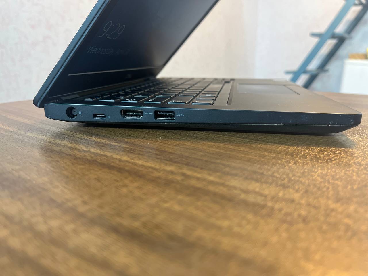 گالری عکس های محصول لپ‌تاپ دل (DELL) مدل 5290-شماره-2