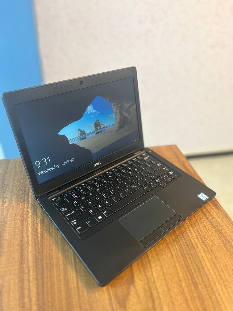 گالری عکس های محصول لپ‌تاپ دل (DELL) مدل 5290-شماره-4