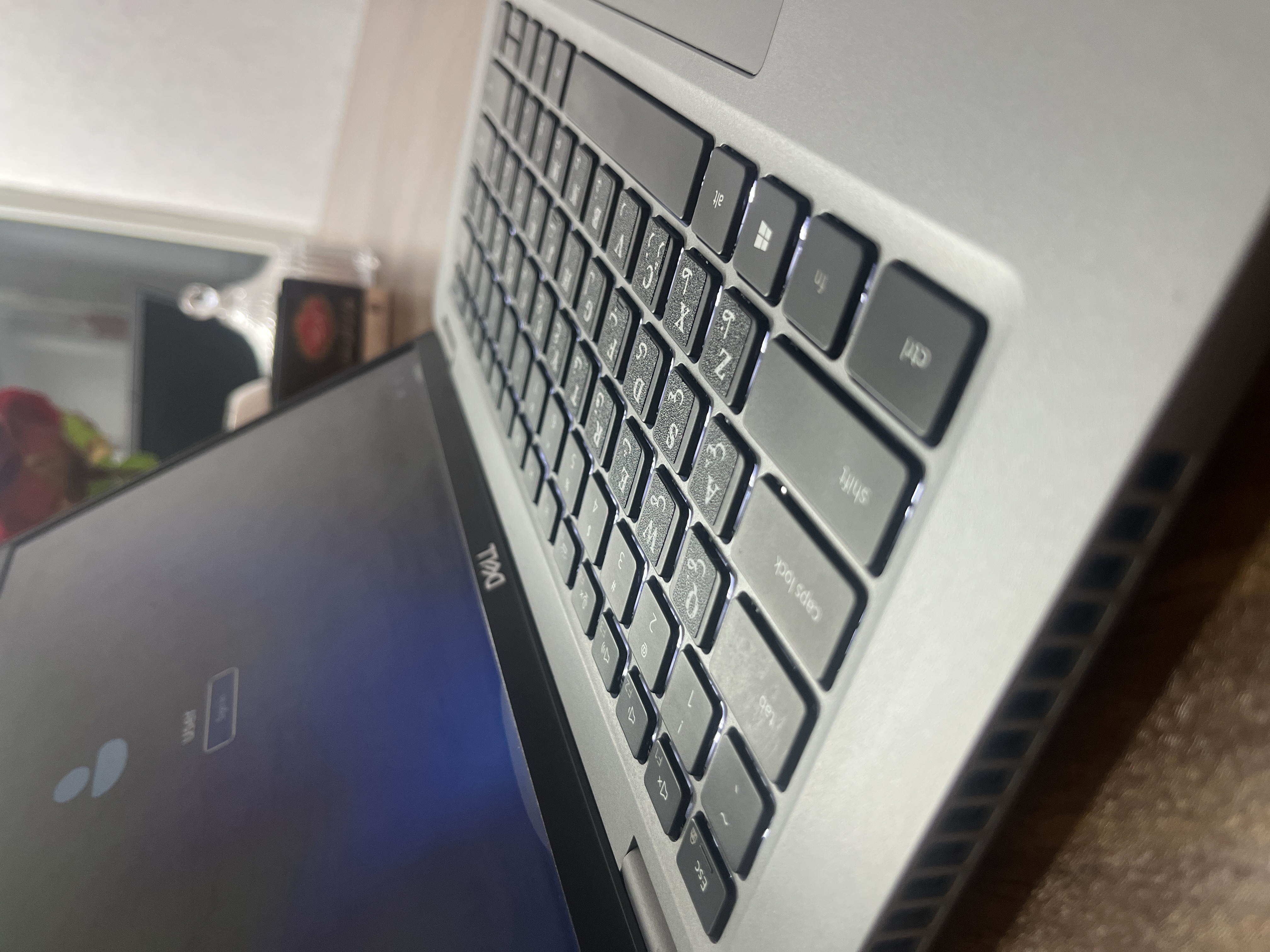 گالری عکس های محصول لپ‌تاپ دل (DELL) مدل 5420-شماره-1