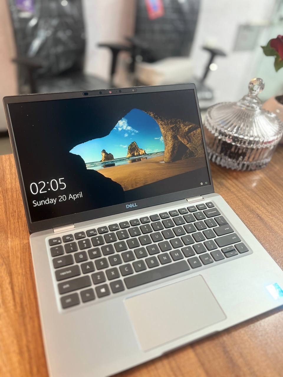 گالری عکس های محصول لپ‌تاپ دل (DELL) مدل 7320-شماره-0