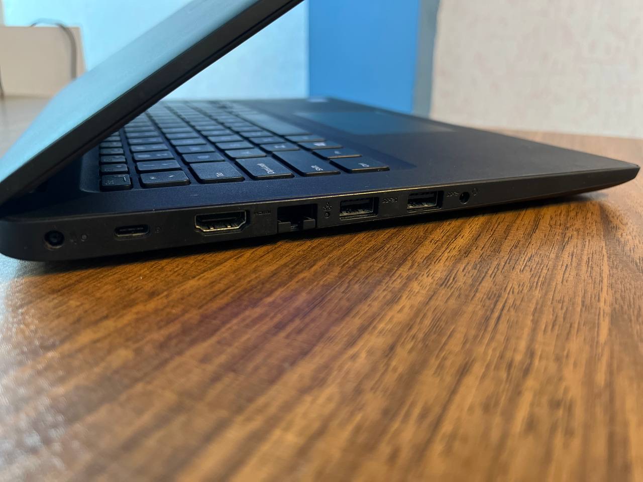 گالری عکس های محصول لپ‌تاپ دل (DELL) مدل 7490-شماره-0