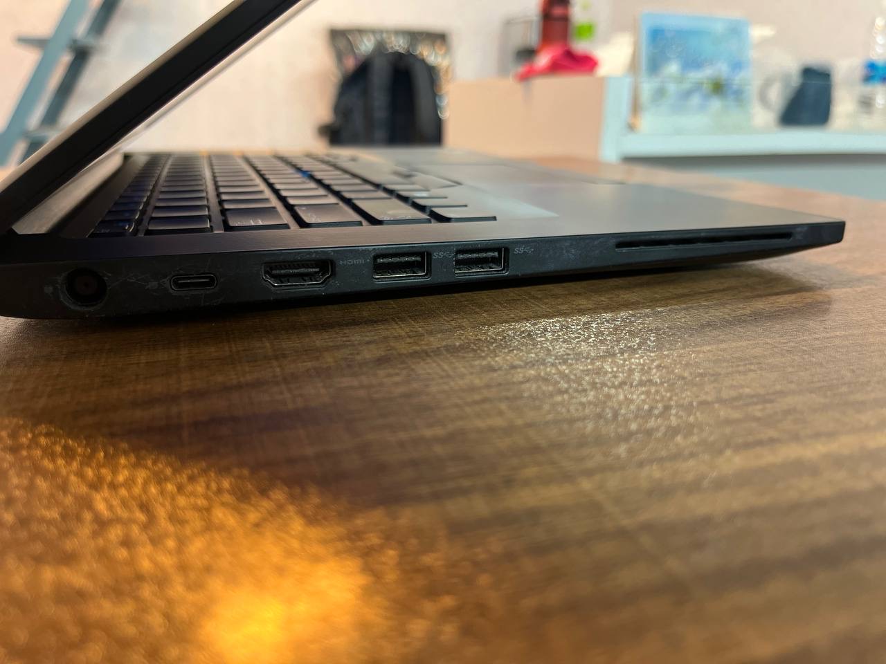 گالری عکس های محصول لپ‌تاپ دل (DELL) مدل 7490-شماره-6