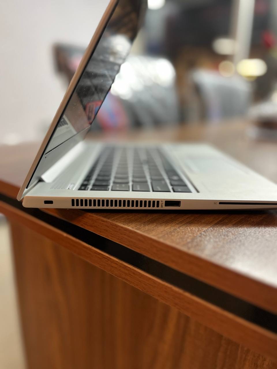 گالری عکس های محصول لپ‌تاپ اچ‌پی (HP) مدل 830G6-شماره-4